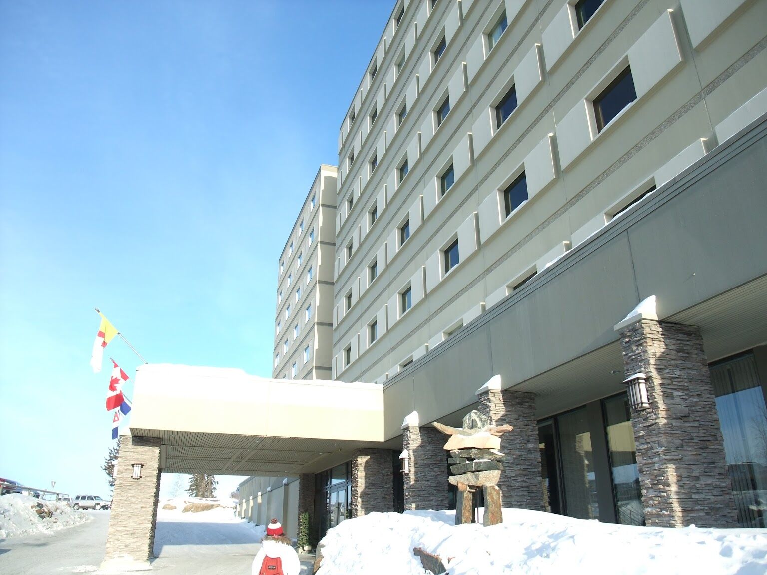 The Explorer Hotel Йеллоунайф Экстерьер фото